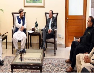 Chief Minister Gilgit-Baltistan Haji Gulbar Khan met with Federal Finance Minister