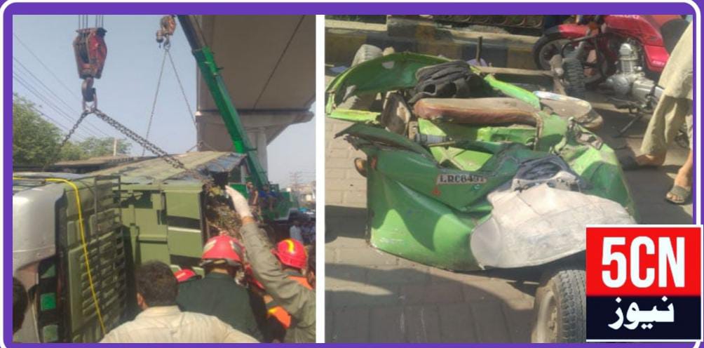 urdu news, Lahore dumper crushes 3 rickshaws