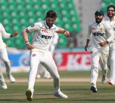 cricket news, Pakistan Defeats South Africa in Lahore Test