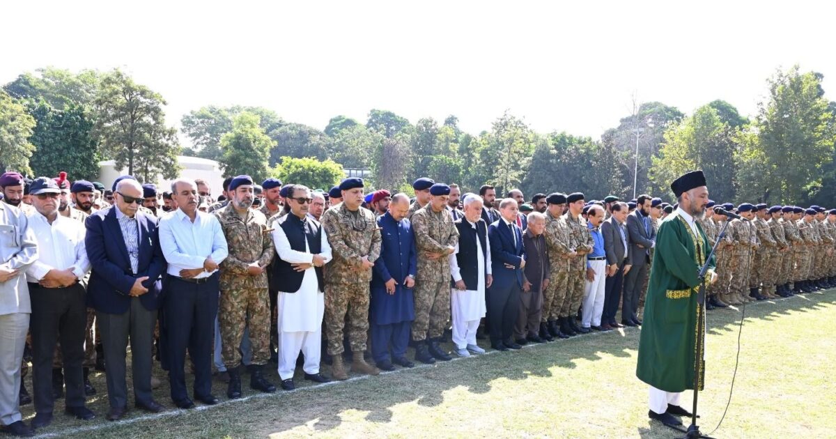 شہید میجر سبطین حیدر کی نماز جنازہ ادا کردی گئی،آئی ایس پی آر 16 urdu news, Funeral prayers of martyred Major Sibtain Haider