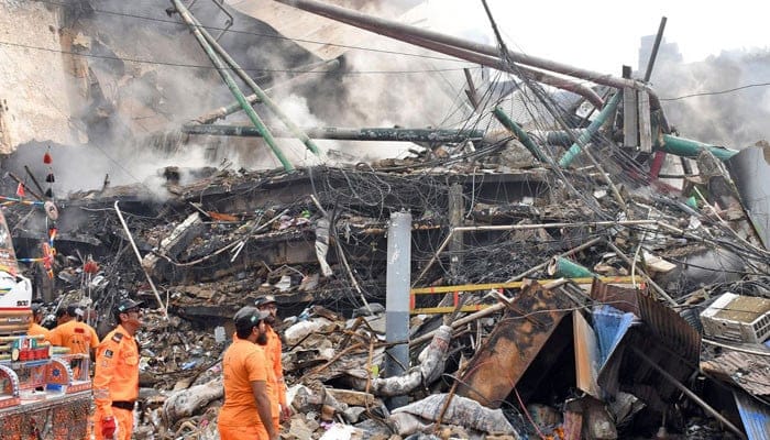 سانحہ گل پلازہ میں جاں بحق مزید 3 افراد کی لاشوں کی شناخت کرلی گئی 3 urdu news update, Identities of Three More Victims Confirmed in Gul Plaza Tragedy