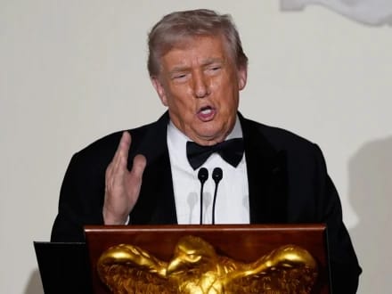 ایران میں مزید مظاہرین ہلاک ہوئے تو امریکا ’بہت زوردار‘ حملہ کر سکتا ہے، ٹرمپ کی دوبارہ دھمکی 1 urdu news update u.s warns to iran