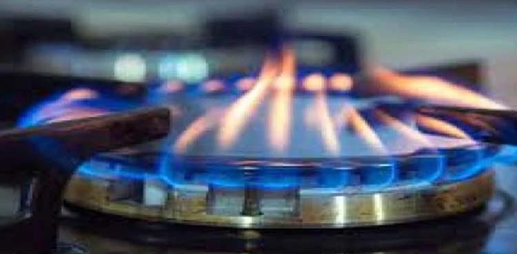 کراچی والوں کی مشکلات میں اضافہ! اب 24 میں سے صرف چند گھنٹے گیس ملے گی 1 urdu news update Gas Supply Limited
